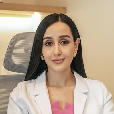 Dra. Mariana